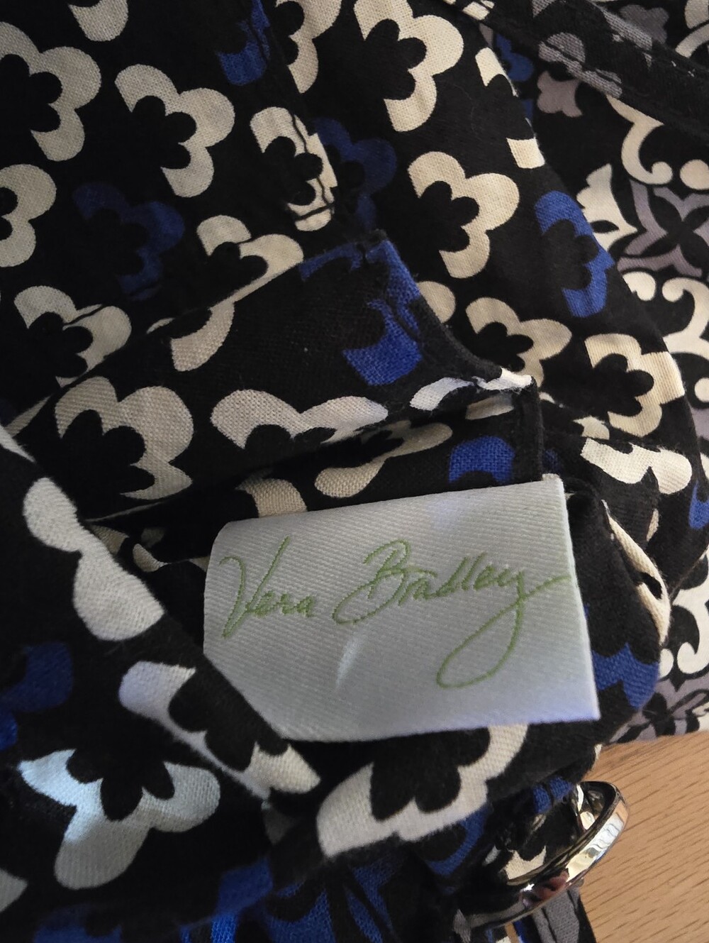 Vera Bradley Tote Bag in Retired Canterberry Cobalt Pattern - Picture 6 of 8